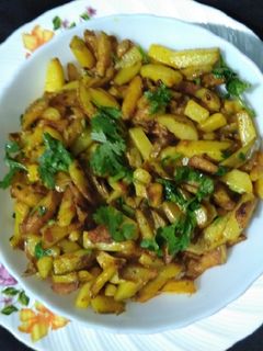 आलू की भुजिया (aloo ki bhujia) रेसिपी मुख्य फोटो