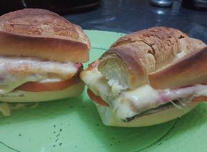 Una foto de Panini económico y delicioso