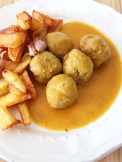 Una foto de Albóndigas al azafrán