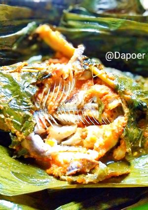 Foto resep Pepes ikan mas daun kemangi super pedas