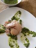 Pollo in brodo con salsa verde