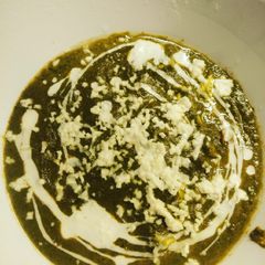 A picture of Palak paneer.