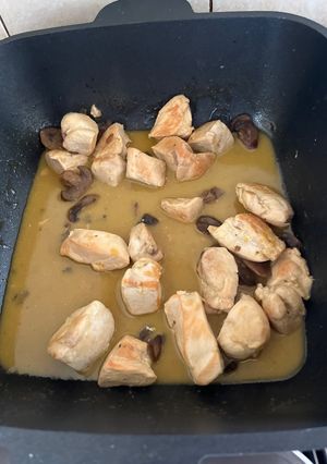 Una foto de Pollo a la naranja a la cacerola