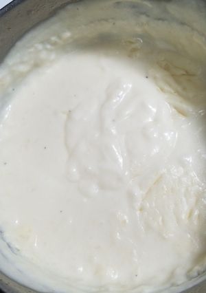 A picture of Easiest Alfredo Sauce.