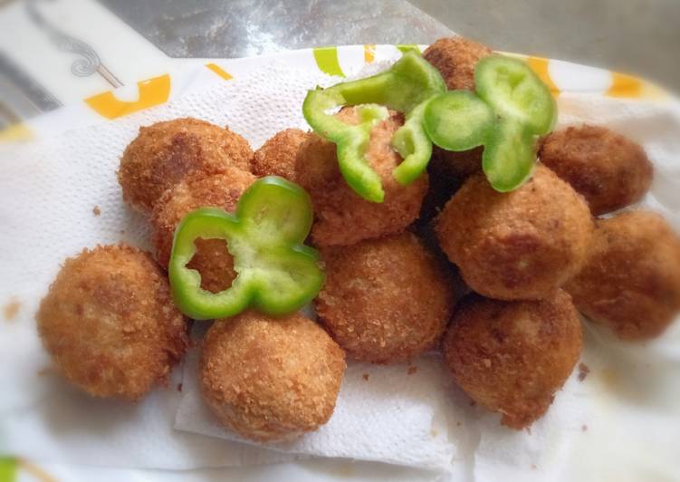How to Prepare Homemade #cookpad challenge Crispy yam balls