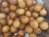 لقيمات