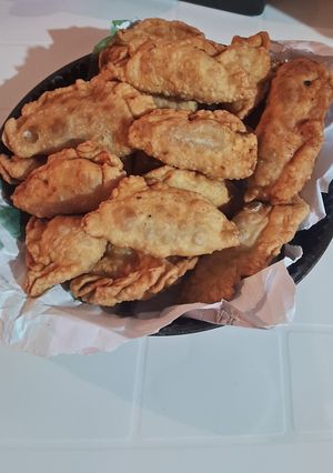 Una foto de Empanadas criollas fritas
