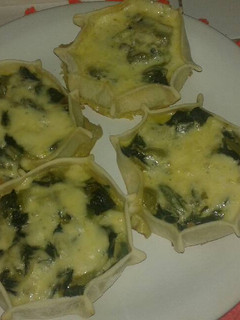 Una foto de Tarta de acelga en tapas para empanada