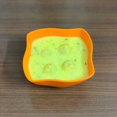 A picture of Kadhi gole.