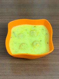 A picture of Kadhi gole.