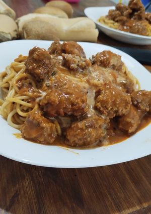 Una foto de Fideos con Albóndigas 🧆
