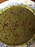Soupe de cresson et céleri branche au curry et coriandre fraîche