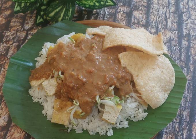 Resep Nasi Lengko Khas Cirebon Oleh Siswaty Elfin Bachtiar Cookpad