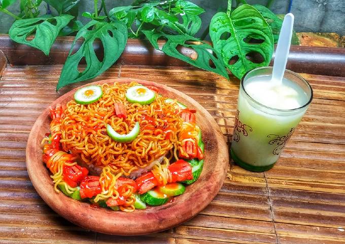 Resep: Mie instan ultah (ala aku) Murah