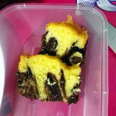 รูปของ Kue marmer brownies
