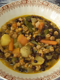 Una foto de Guiso de azuki, verduras y soja texturizada