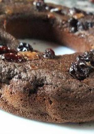 Una foto de Torta húmeda de algarroba y banana 😋