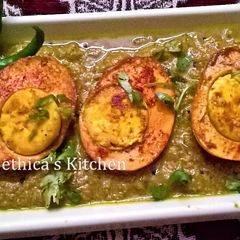 A picture of Dim Posto (Egg in Poppy Seeds Gravy - Bengali Style).