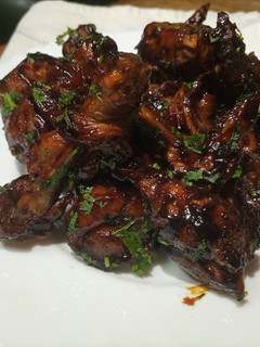 A picture of Honey glazed chicken.