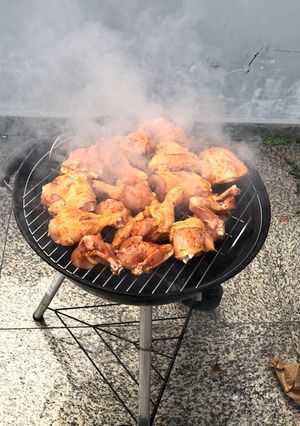 Una foto de Pollos a la parrilla