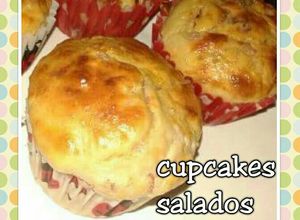 Una foto de Cupcakes salados rellenos con jamon y queso