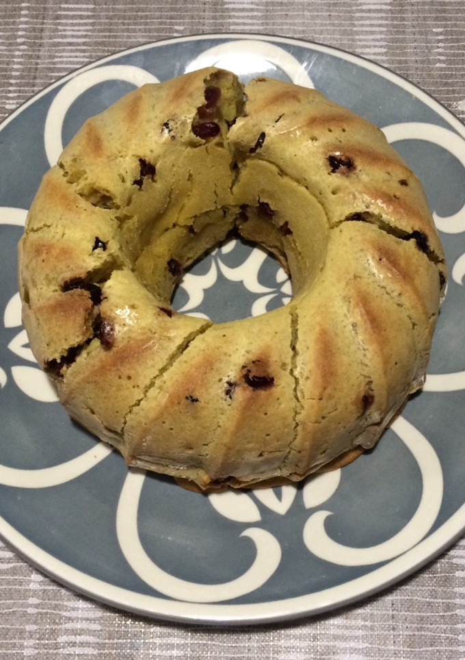 Una foto de Brioche de arándanos rojos y leche de coco con aceite de caléndula sin azúcar