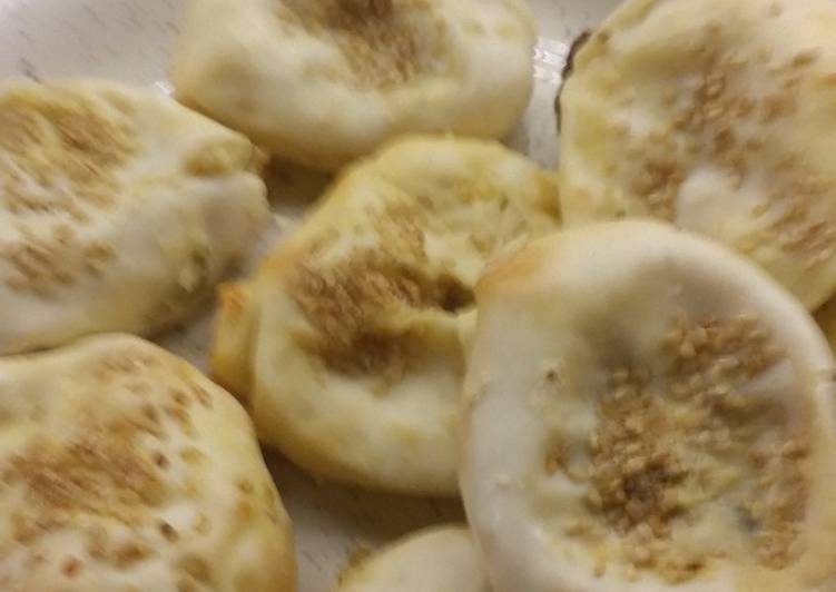 Knishes de papa con discos de empanadas a la Patymo