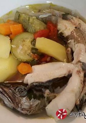 Φωτογραφία της συνταγής Θρεπτική σούπα με φρέσκο μπακαλιάρο και λαχανικά