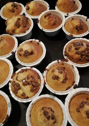 Une photo de Différents muffins (pépites de chocolat... pommes..)