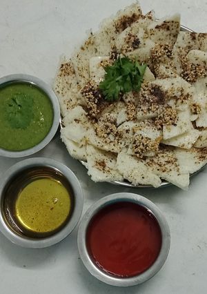 ઈદડા(idada recipe in Gujarati) રેસીપી મુખ્ય ફોટો