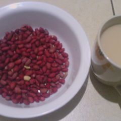 A picture of Njugu Karanga With Ginger Tea.