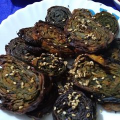 A picture of Arum  leaves  Discs (colocasia leaves pinwheels).
