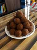 Bolitas de manjar y cacao (cocadas de manjar y cacao)