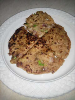 आलू प्याज़ का पराठा (Aloo pyaz ka paratha recipe in hindi) रेसिपी मुख्य फोटो