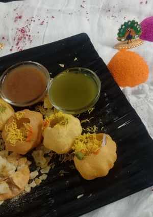 સ્ટ્રીટ પાણી પૂરી (street Pani Puri recipe in gujarati) રેસીપી મુખ્ય ફોટો