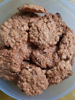 Foto resep Crunchy oatmeal raisin cookies