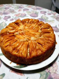 Foto di Torta di mele e noci