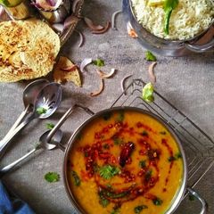A picture of Burnt Garlic Dal Fry.