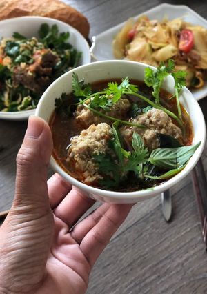 A picture of Đà Lạt Meatball Bánh Mì.