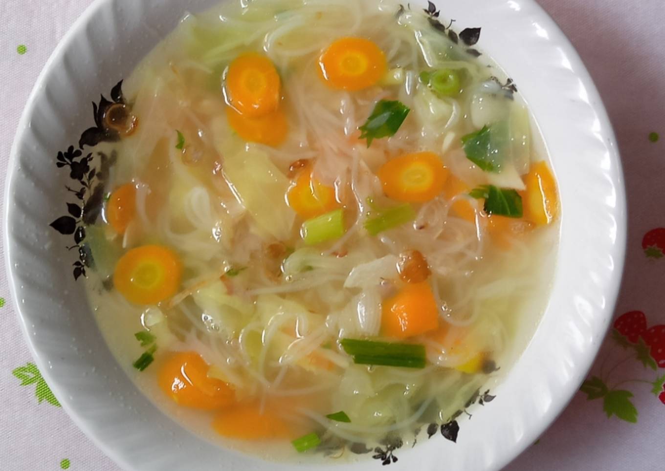 Sayur SOP bihun praktis