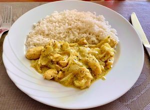 Una foto de Guisado de pollo