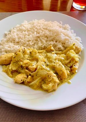Una foto de Guisado de pollo