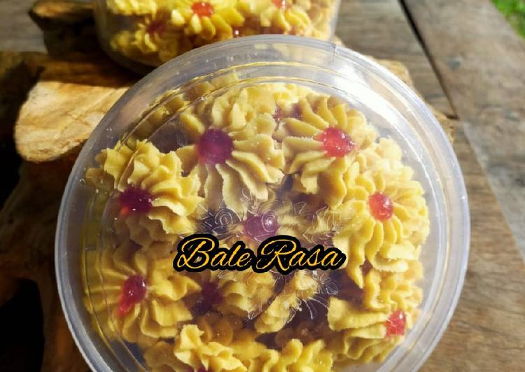 Cara Gampang Membuat Kue kering Semprit, Lezat Sekali