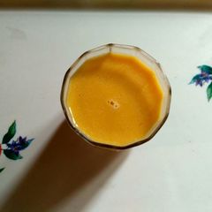 A picture of Mango shake.