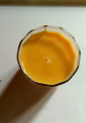 A picture of Mango shake.
