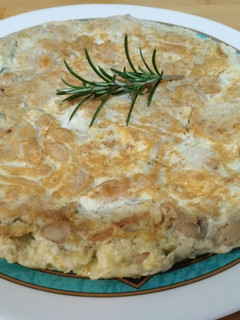 Una foto de Tortilla de butifarra de huevo