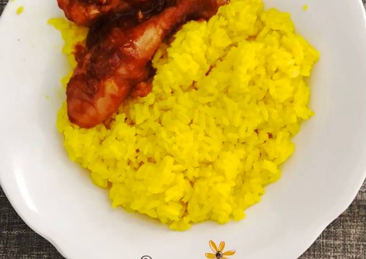 Nasi kuning + ayam masak habang banjar