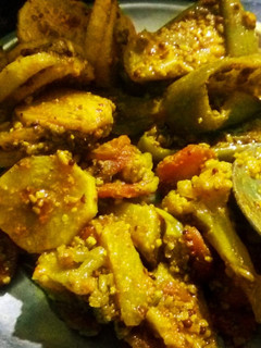 मिक्स अचार (Mix achar recipe in hindi) रेसिपी मुख्य फोटो