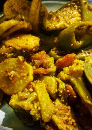 मिक्स अचार (Mix achar recipe in hindi) रेसिपी मुख्य फोटो