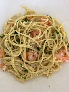 Una foto de Pasta con Camarones